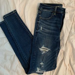 BRAND NEW WITH TAG American Eagle outfitters jeans